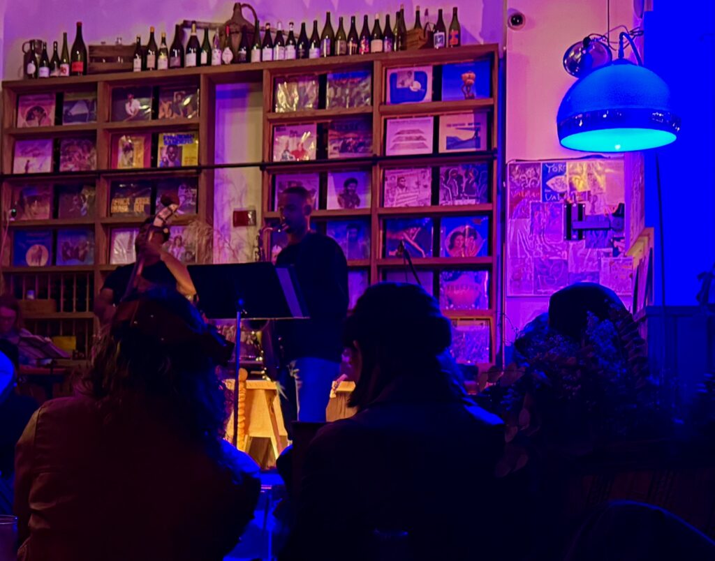 Live jazz at couchdate